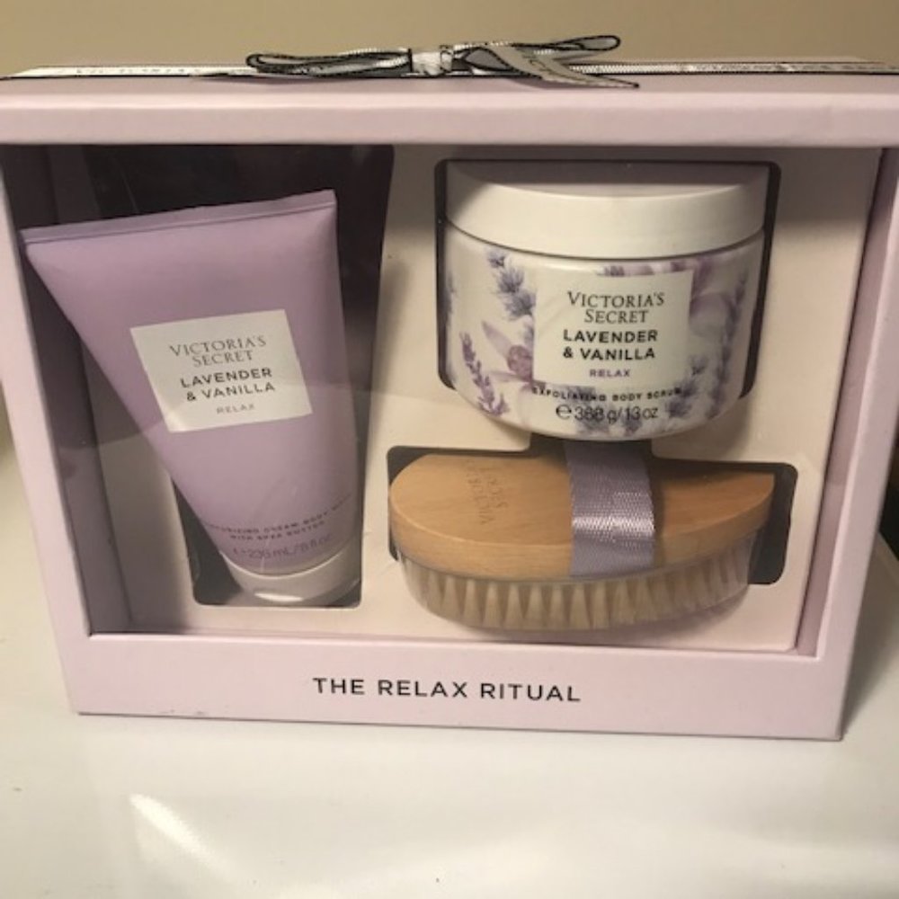 Victoria's Secret Body Care Gift Set